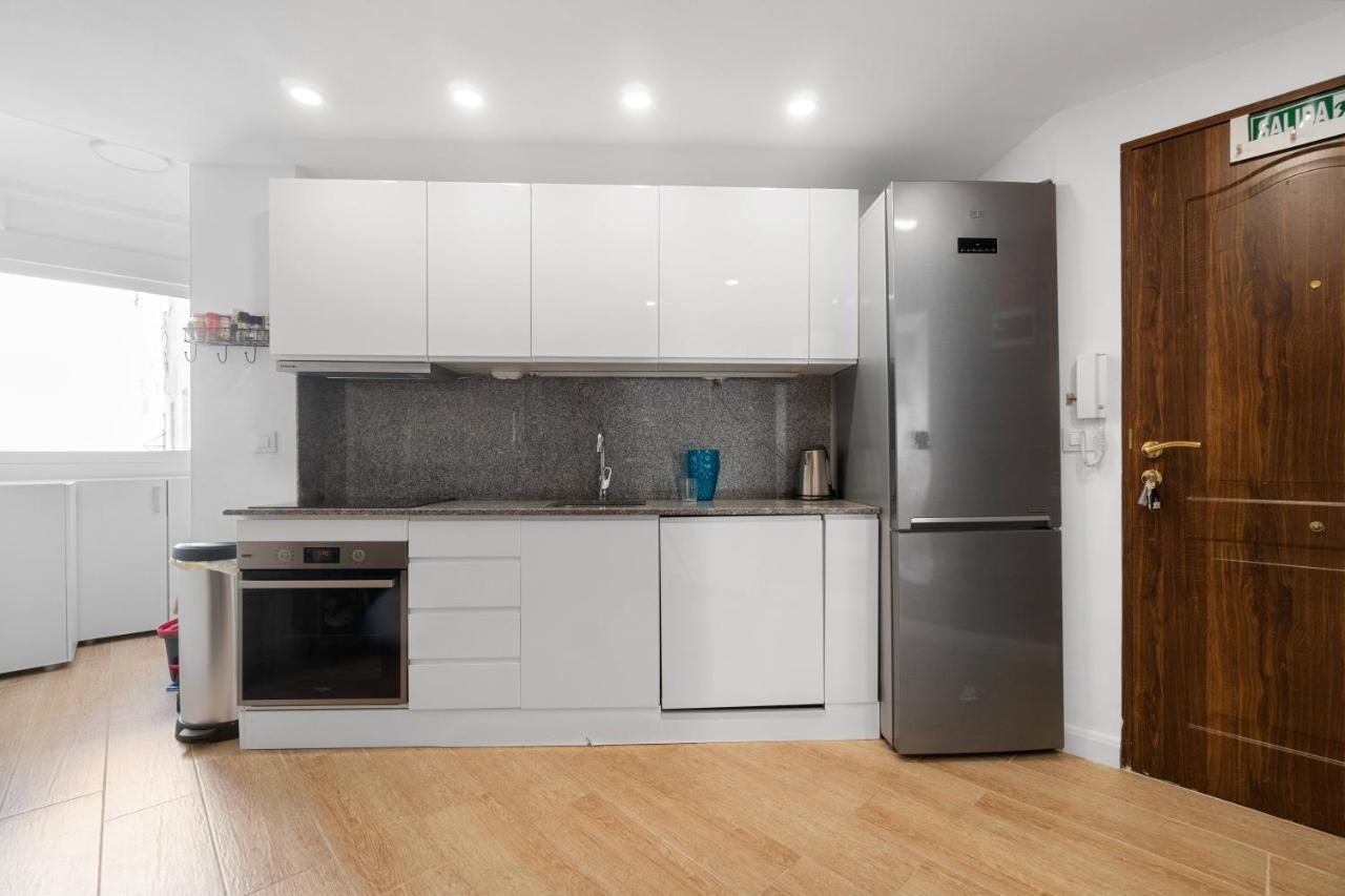 Marina Apartament トレビエハ エクステリア 写真