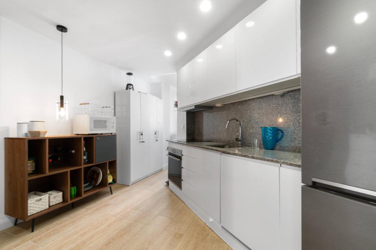 Marina Apartament トレビエハ エクステリア 写真