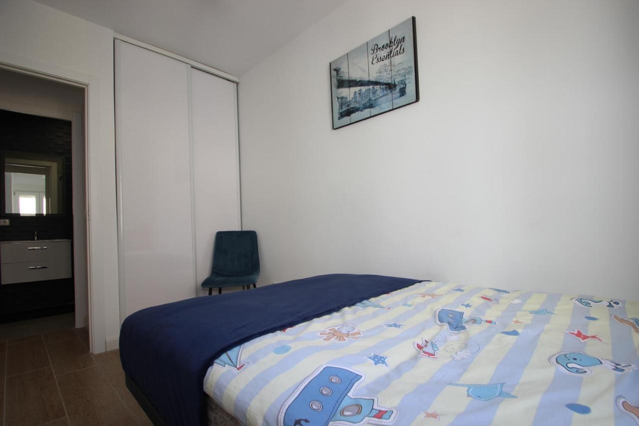 Marina Apartament トレビエハ エクステリア 写真